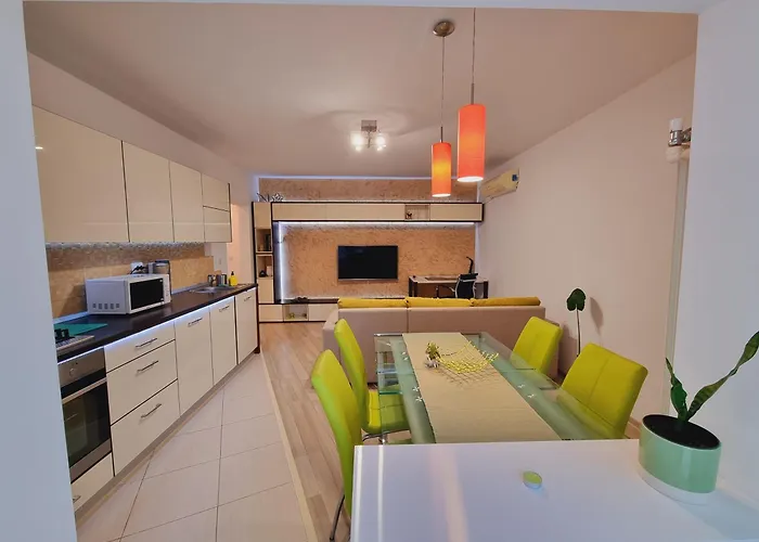 Apartament Little Bucureşti